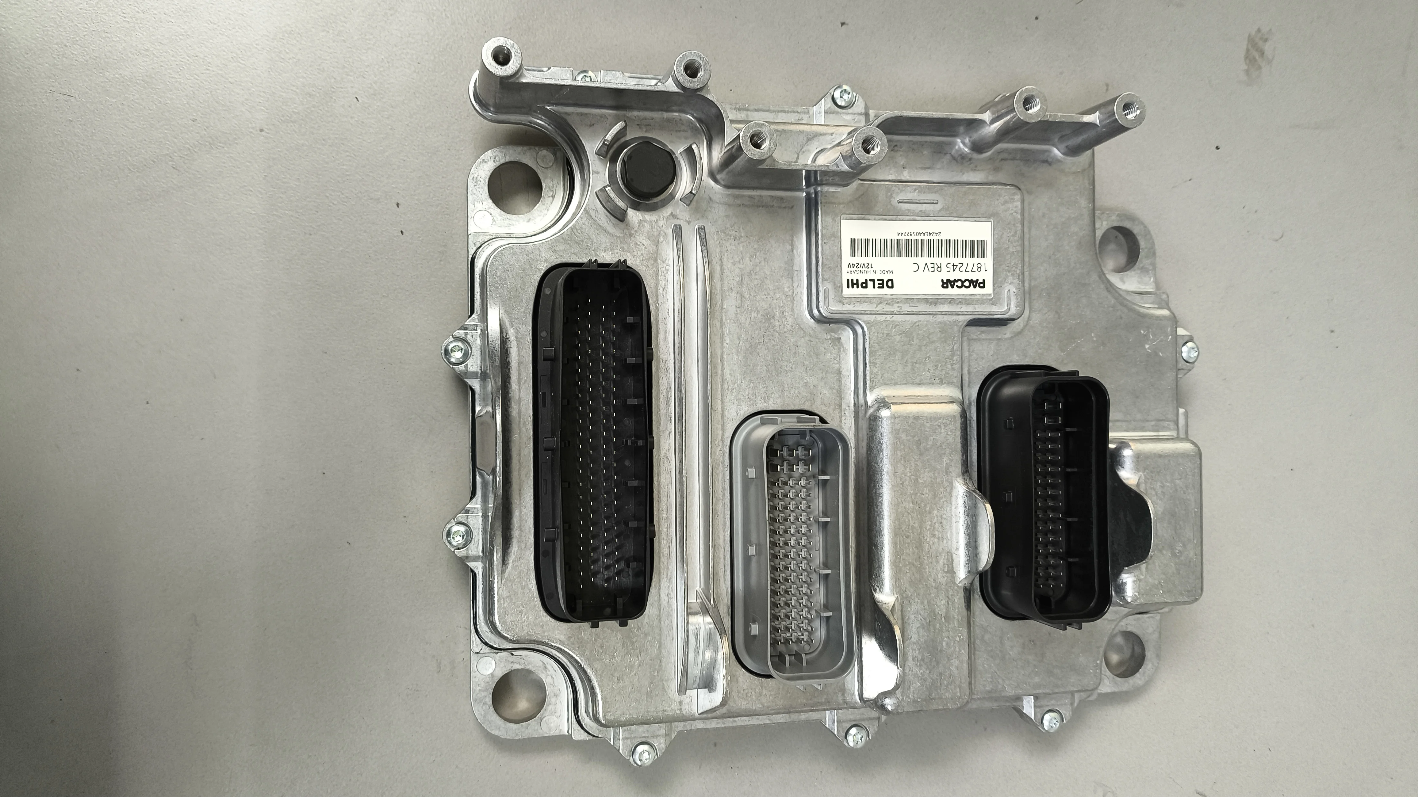 Elektroniczny moduł sterujący ECU 2015228 2013285 1877245 1889041 1833060 2037394 Silnik do PACCAR MX-11 MX-13 DAF XF 106
Elektroniczny moduł sterujący ECU 2015228 2013285 1877245 1889041 1833060 2037394 Silnik do PACCAR MX-11 MX-13 DAF XF 106