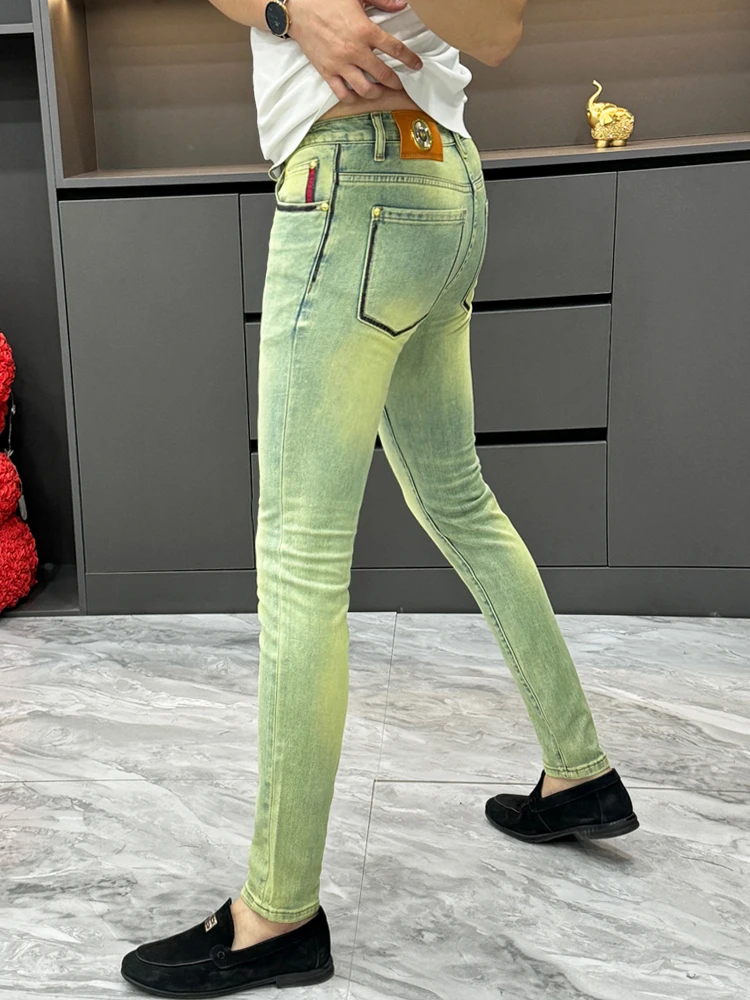 Мужские джинсы в стиле ретро, зауженные, с эластичным поясом, длинные, прямые, повседневные, узкие прямые брюки
Мужские джинсы в стиле ретро, зауженные, с эластичным поясом, длинные, прямые, повседневные, узкие прямые брюки