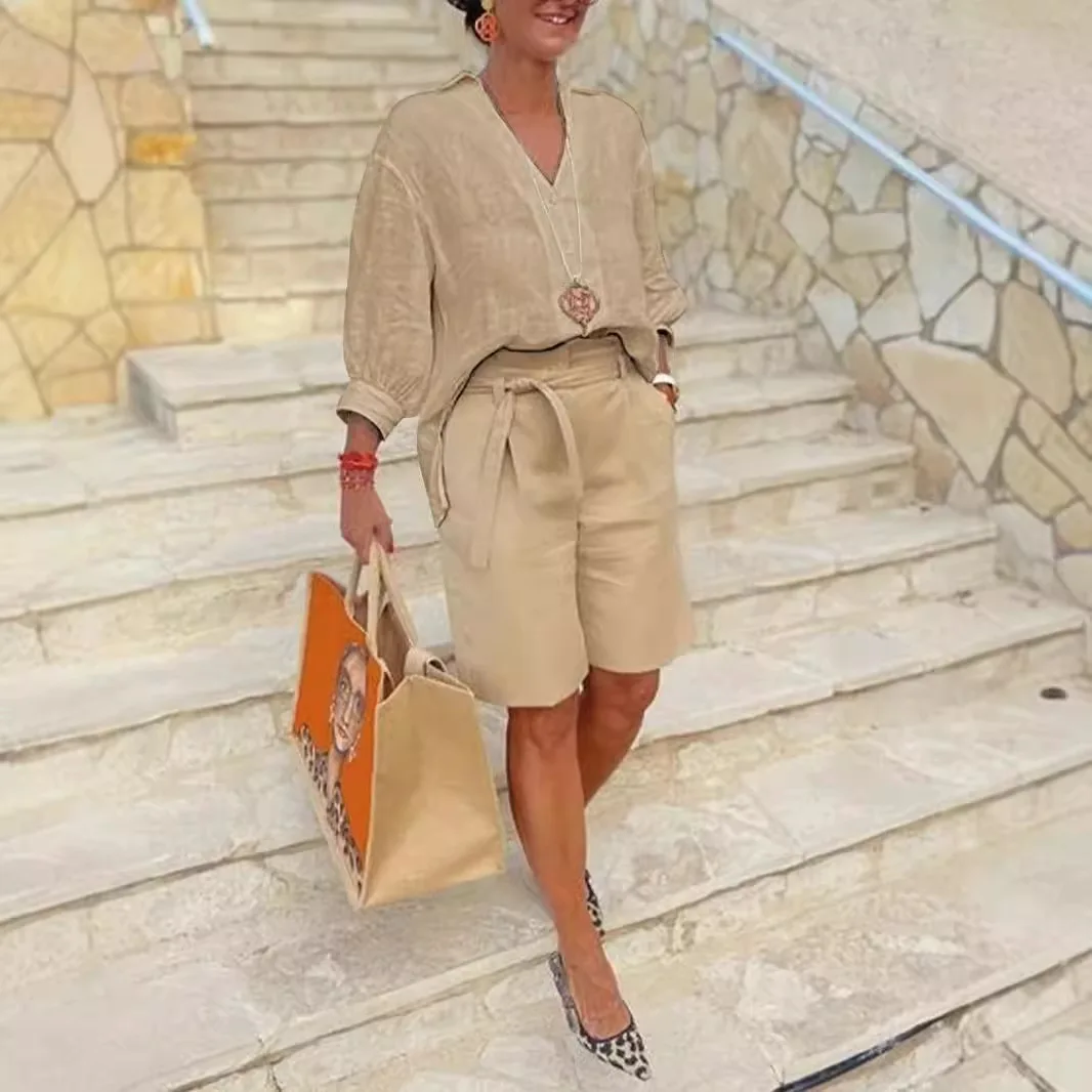 Костюм с v-образным вырезом, свободный повседневный комплект из двух предметов, модная уличная женская одежда 2024, весенне-осенние новые брюки с длинными рукавами 
Костюм с v-образным вырезом, свободный повседневный комплект из двух предметов, модная уличная женская одежда 2024, весенне-осенние новые брюки с длинными рукавами