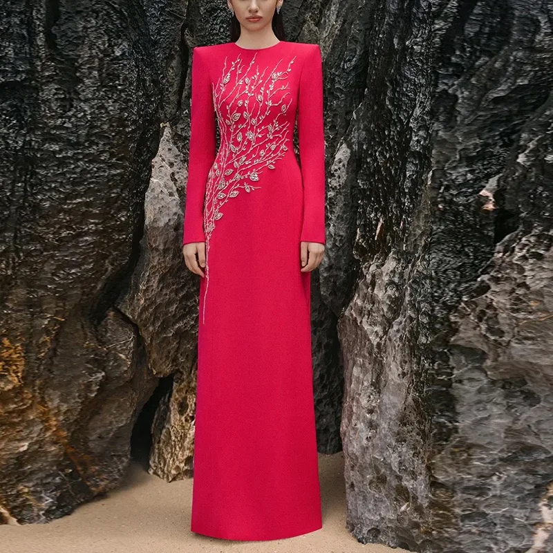 New Heavy Embellished Diamond Long Slim Fit Dress Glittering Sequin Elegant Gown
New Heavy Embellished Diamond Long Slim Fit Dress Glittering Sequin Elegant Gown