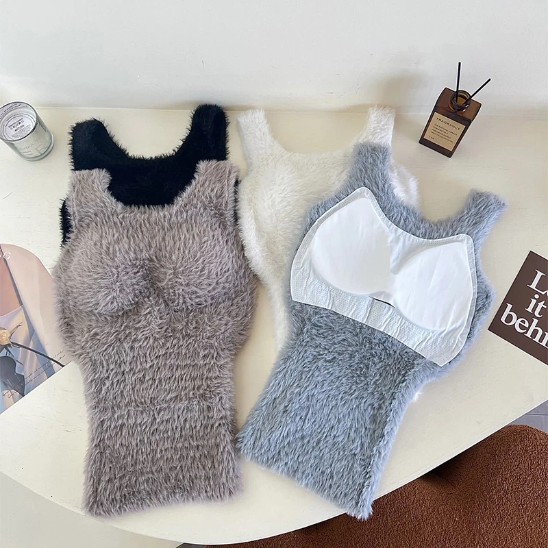 Winter Body Top Corset for Women Slim Fit Thermal Undershirt with Bra Lambswool Vest Basic Homewear Fashion Undershirt
Winter Body Top Corset for Women Slim Fit Thermal Undershirt with Bra Lambswool Vest Basic Homewear Fashion Undershirt
