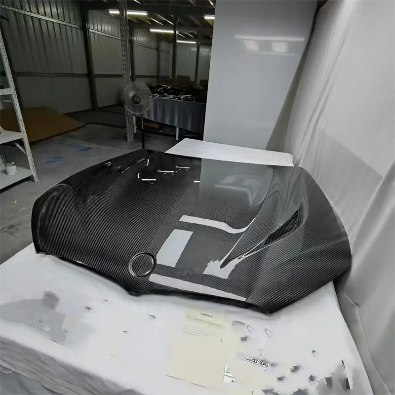 Dry Carbon Fiber Front Engine Hood for BMW 8 Series M8 F91 F92 F93 Car Engine Bonnet
Dry Carbon Fiber Front Engine Hood for BMW 8 Series M8 F91 F92 F93 Car Engine Bonnet