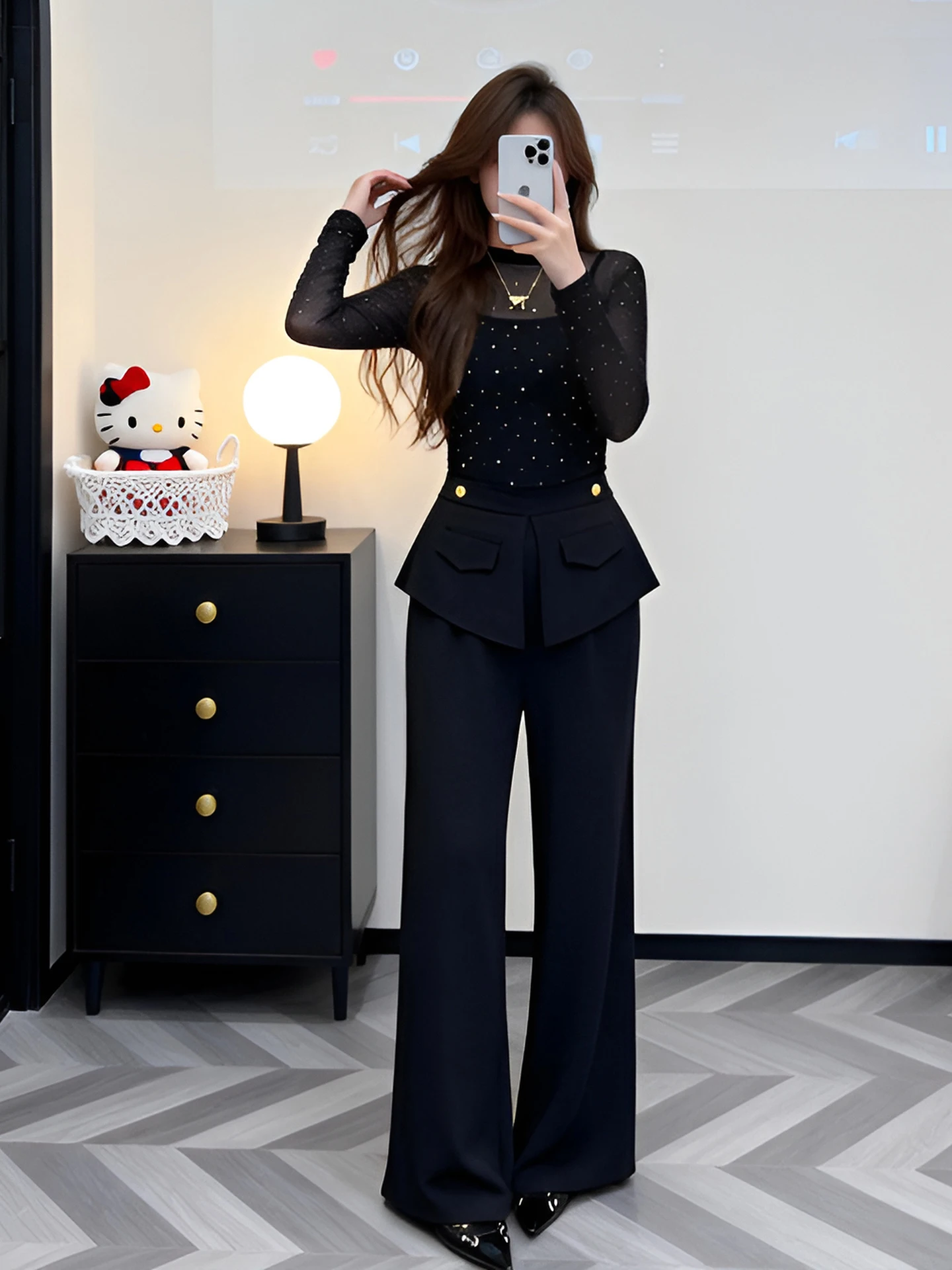 Women's Long Sleeve T-Shirt Top Heavy Embellishment Slim Fit Diamond Heat Pressed Wide Leg Pants Set Spring Autumn New Style
Women's Long Sleeve T-Shirt Top Heavy Embellishment Slim Fit Diamond Heat Pressed Wide Leg Pants Set Spring Autumn New Style