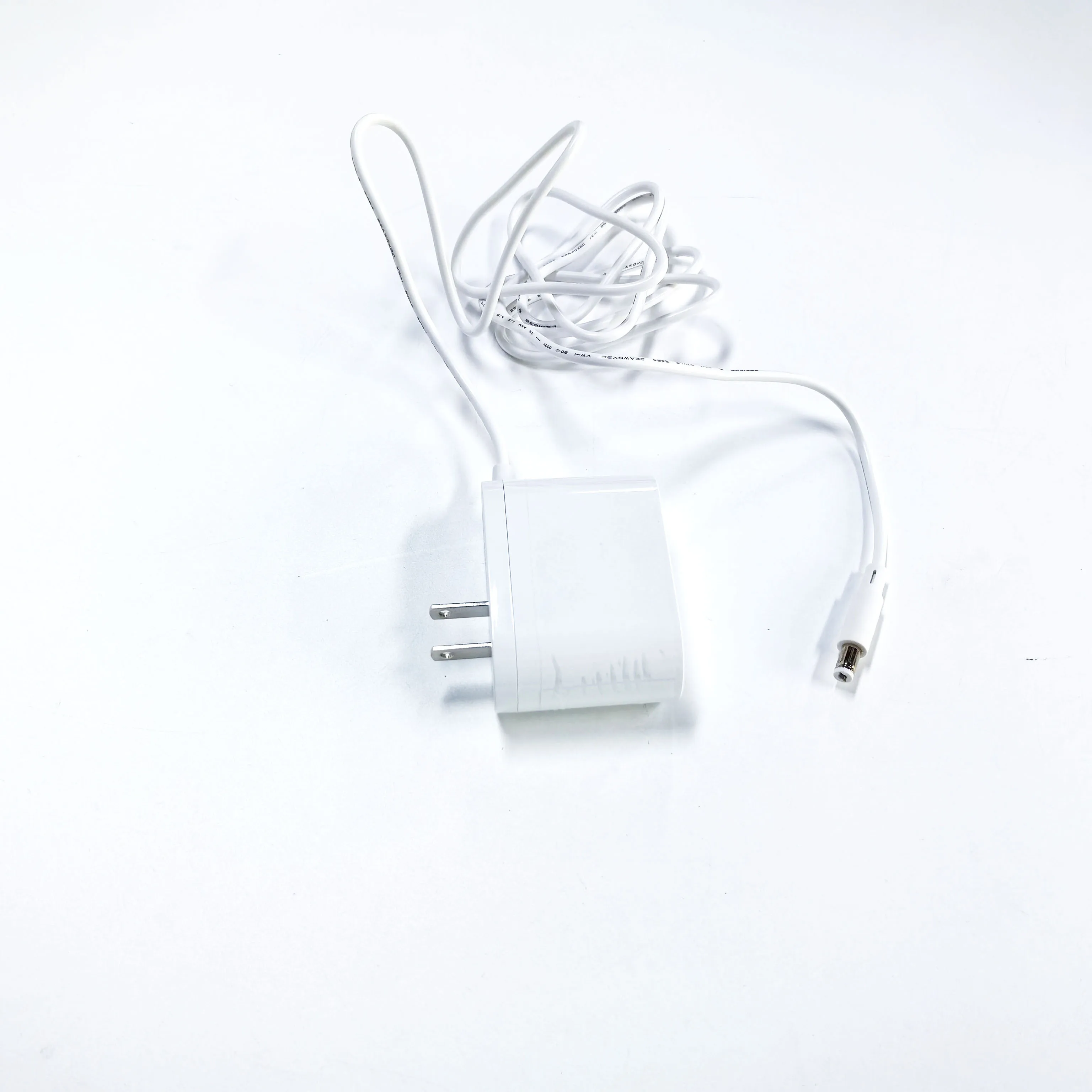 0.6A 12V 2x22AWG Cable Wire Power Adapter with 2pin US Plug and DC5521 Plug PVC Insulation for Various Electronic Devices
0.6A 12V 2x22AWG Cable Wire Power Adapter with 2pin US Plug and DC5521 Plug PVC Insulation for Various Electronic Devices