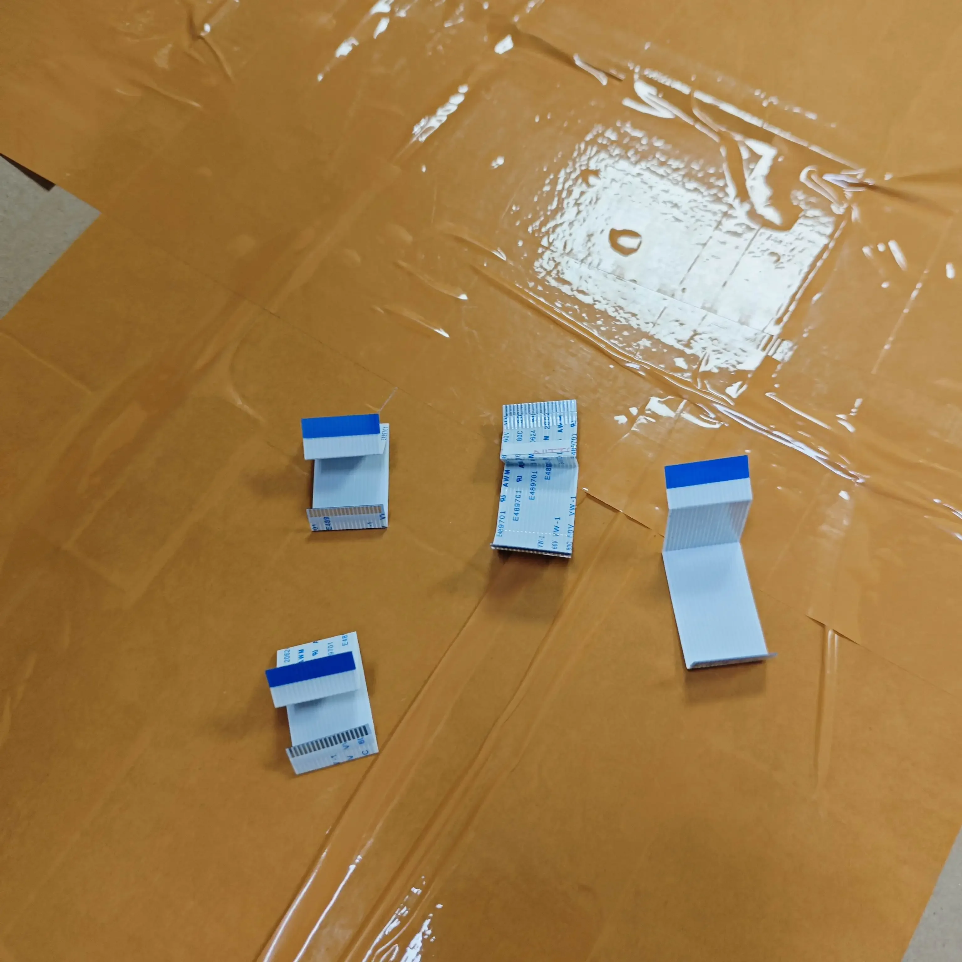 Комплект из 10 кабелей для печатающих головок принтеров Epson ME1100, ME70, ME650, C110, C120, C10, C1100, B1100, L1300, T30, T33, T110, T1100, T1110
Комплект из 10 кабелей для печатающих головок принтеров Epson ME1100, ME70, ME650, C110, C120, C10, C1100, B1100, L1300, T30, T33, T110, T1100, T1110