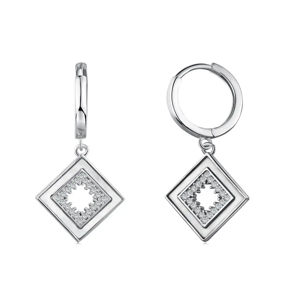 S925 Silver Earrings with Diamond and Fritillaria Style Versatile Fashion Personality Simple Earrings Jewelry for Women
S925 Silver Earrings with Diamond and Fritillaria Style Versatile Fashion Personality Simple Earrings Jewelry for Women