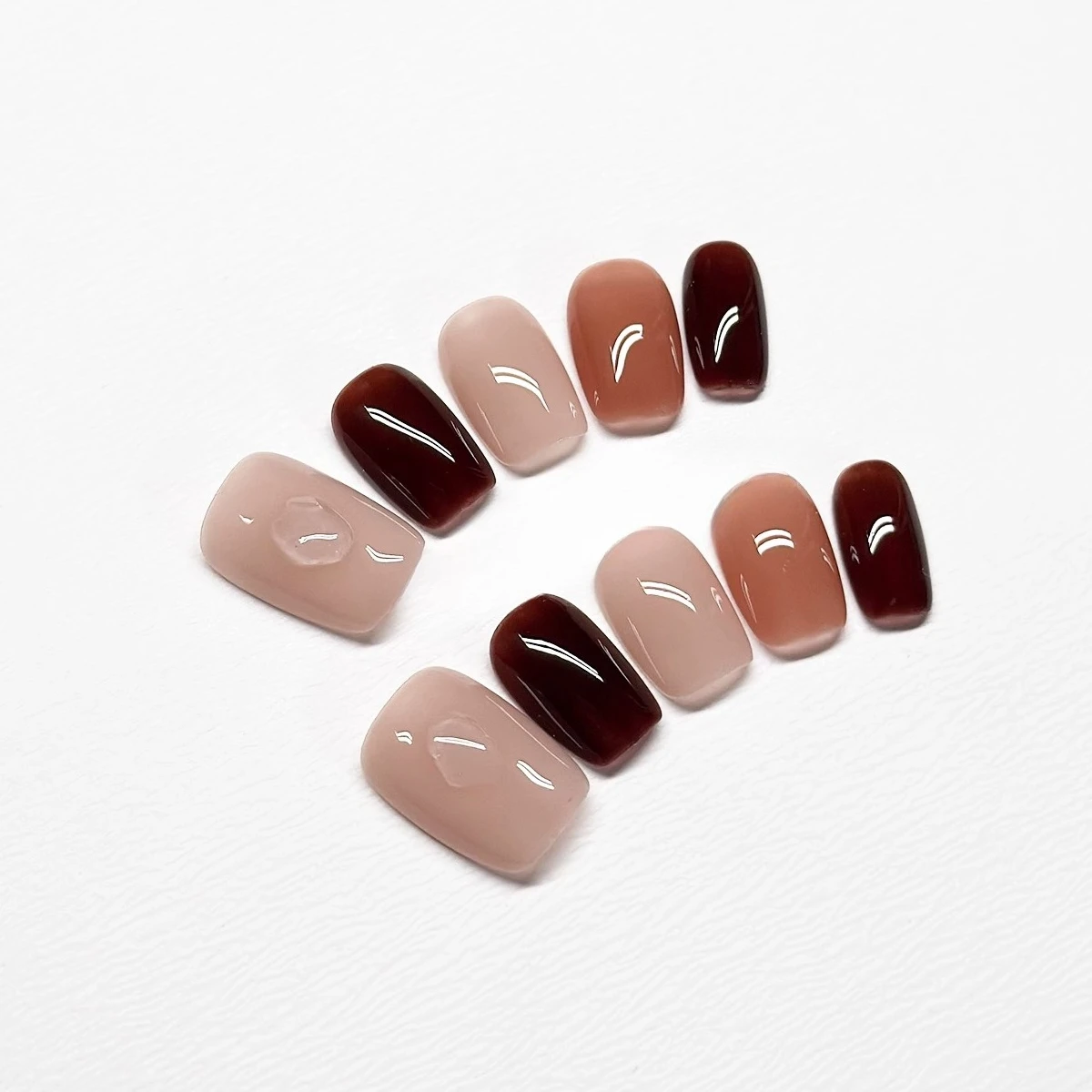 Handmade Nail Art Wearing Nail Retro Maillard Solid Color Simple Commuter Versatile Premium White Custom Products
Handmade Nail Art Wearing Nail Retro Maillard Solid Color Simple Commuter Versatile Premium White Custom Products