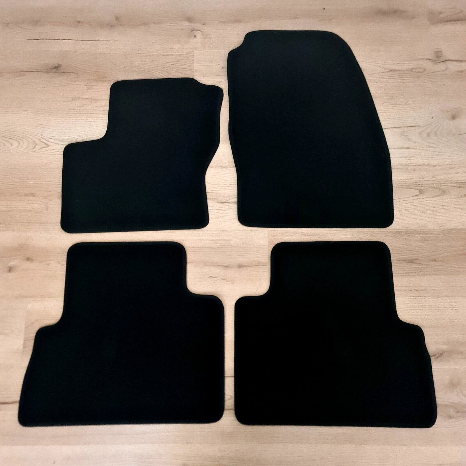 Car Floor Mats for Ford C-Max 2010-2018 Carpet Phantom Auto Carpets Foot Coche Accessories Anti-slip Protection Black
Car Floor Mats for Ford C-Max 2010-2018 Carpet Phantom Auto Carpets Foot Coche Accessories Anti-slip Protection Black