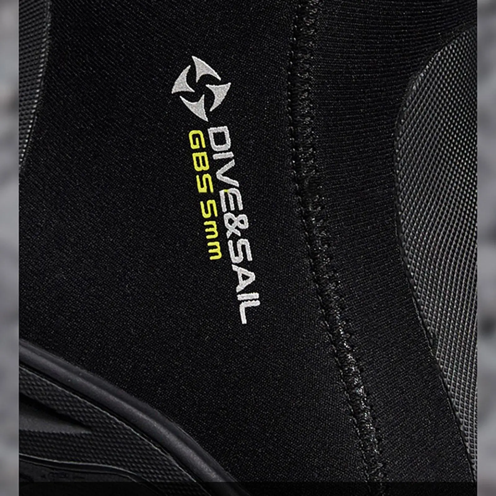 Reinforced Toe Heel Water Boots 5mm Neoprene Zipper Closure Non Slip Sole for Beach Fishing Scuba Diving
Reinforced Toe Heel Water Boots 5mm Neoprene Zipper Closure Non Slip Sole for Beach Fishing Scuba Diving