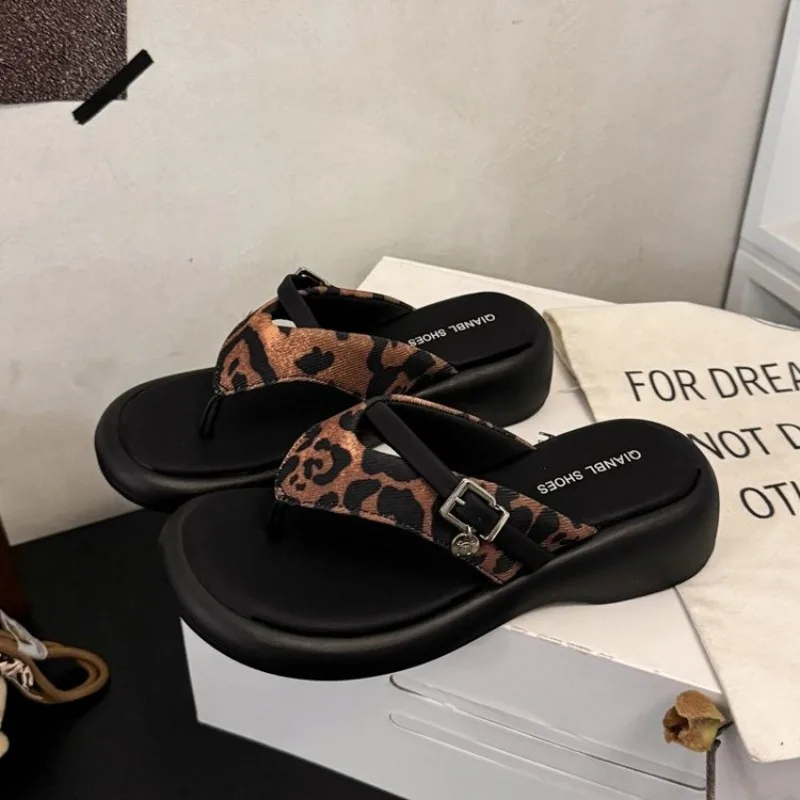 2026 Summer New Dot Thick Soles Crochet Sandals Slippers Women's Outerwear Platform Flip-Flops Shoes Women
2026 Summer New Dot Thick Soles Crochet Sandals Slippers Women's Outerwear Platform Flip-Flops Shoes Women