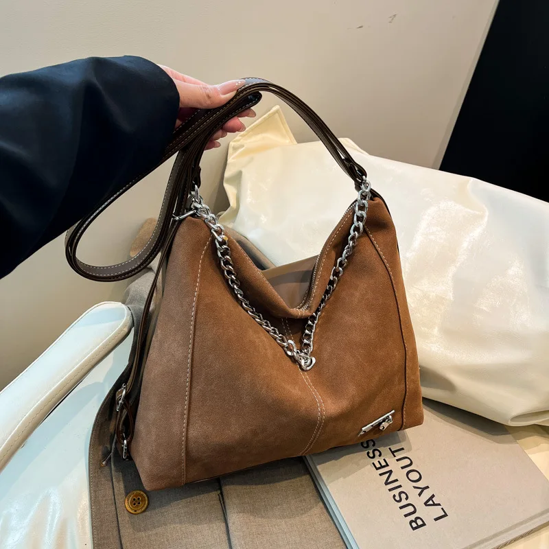 2025 Stylish Oversized Tote Bag - Crossbody/Shoulder/Backpack Multi-Way Purse, Spacious & Trendy, Work & Casual Bag for Women
2025 Stylish Oversized Tote Bag - Crossbody/Shoulder/Backpack Multi-Way Purse, Spacious & Trendy, Work & Casual Bag for Women