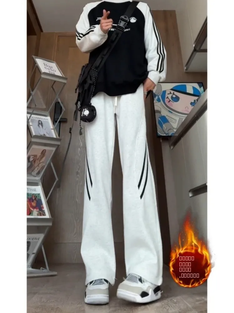 Мужские спортивные брюки в полоску на флисовой подкладке, повседневные, зимние, прямые, не мнущиеся, молодежный стиль
Мужские спортивные брюки в полоску на флисовой подкладке, повседневные, зимние, прямые, не мнущиеся, молодежный стиль