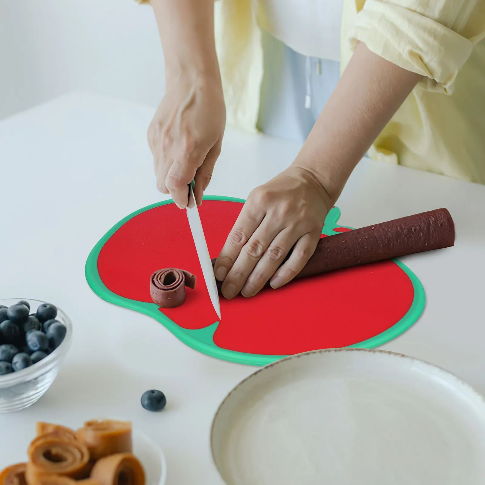 Easy Wash Plastic Cutting Board Hygienic Odor Chopping Board Hangable Space Saving Design for Daily Cooking and
Easy Wash Plastic Cutting Board Hygienic Odor Chopping Board Hangable Space Saving Design for Daily Cooking and