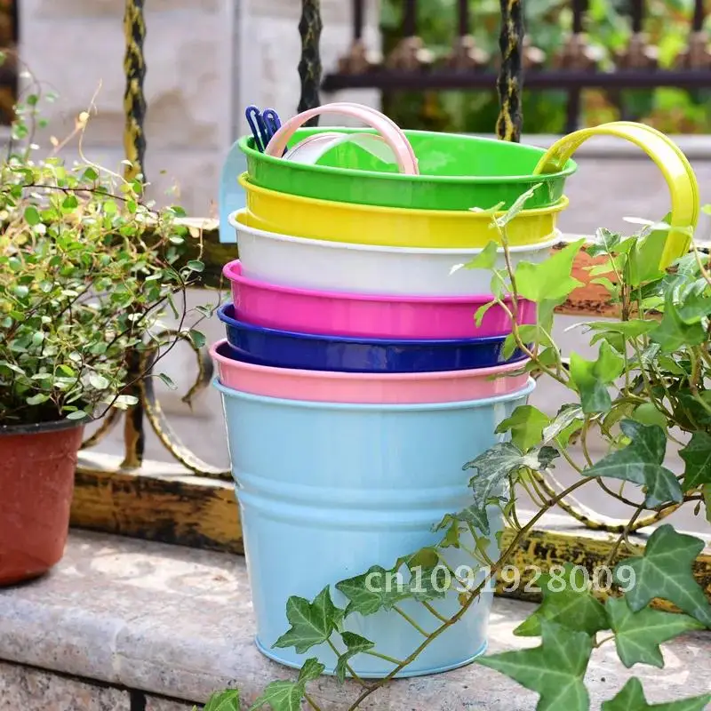 Large Size Wall Pots Pots Garden Decoration Supplies Wall Ironbalcony Holder Flower Bucket Planting Hanging Planters Metal
Large Size Wall Pots Pots Garden Decoration Supplies Wall Ironbalcony Holder Flower Bucket Planting Hanging Planters Metal