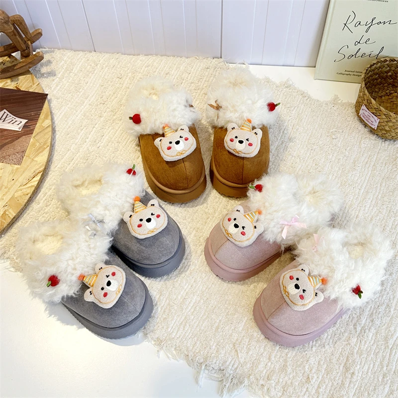 2025 Winter Warm Cute Plush Slippers Children Cute Cartoon Fluffy Indoor House Slippers Girls Non Slip Soft Fleece Cotton Shoes
2025 Winter Warm Cute Plush Slippers Children Cute Cartoon Fluffy Indoor House Slippers Girls Non Slip Soft Fleece Cotton Shoes