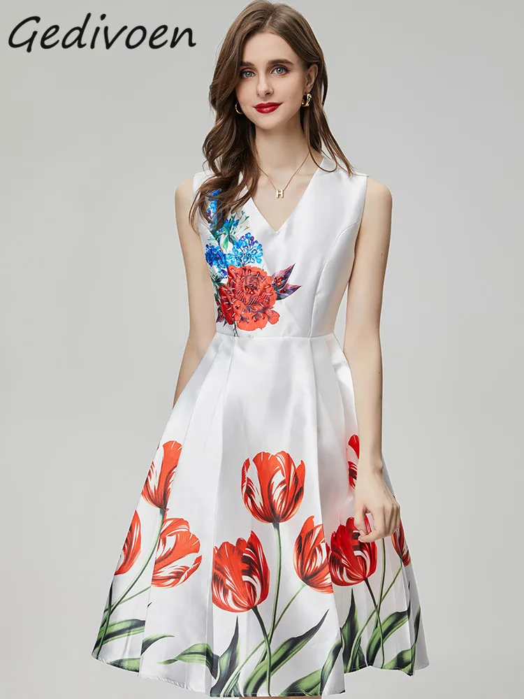 Gedivoen Autumn Fashion Runway Elegant Floral Print Dress Women V Neck Sleeveless Holiday Party High Waist Slim Tank Long Dress
Gedivoen Autumn Fashion Runway Elegant Floral Print Dress Women V Neck Sleeveless Holiday Party High Waist Slim Tank Long Dress