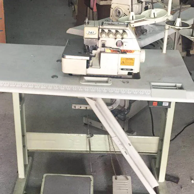 LOW PRICE Sanzheng 747 Industrial and High Speed Used Industrial Overlock Machine Sewing
LOW PRICE Sanzheng 747 Industrial and High Speed Used Industrial Overlock Machine Sewing