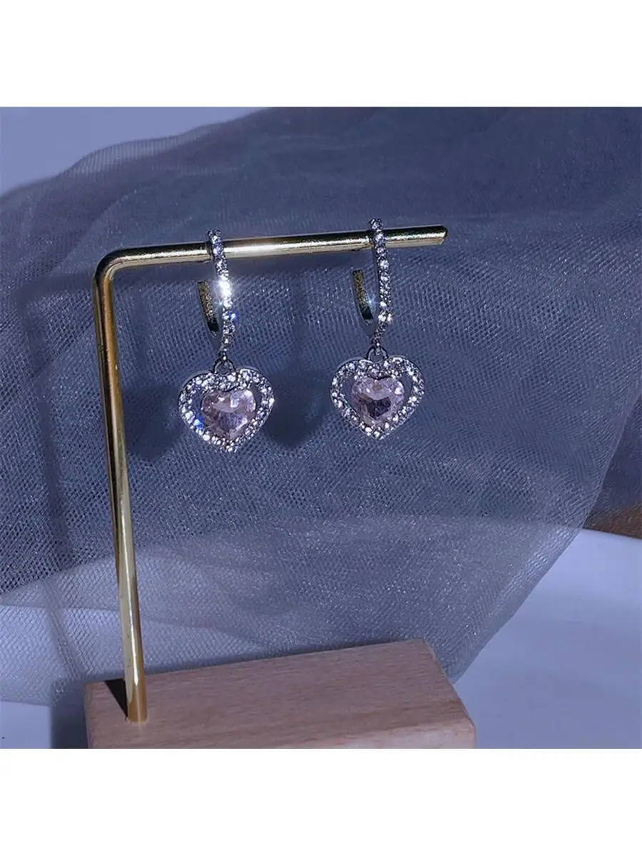 Sparkling Heart-Shaped Crystal Drop Earrings For Adults
Sparkling Heart-Shaped Crystal Drop Earrings For Adults