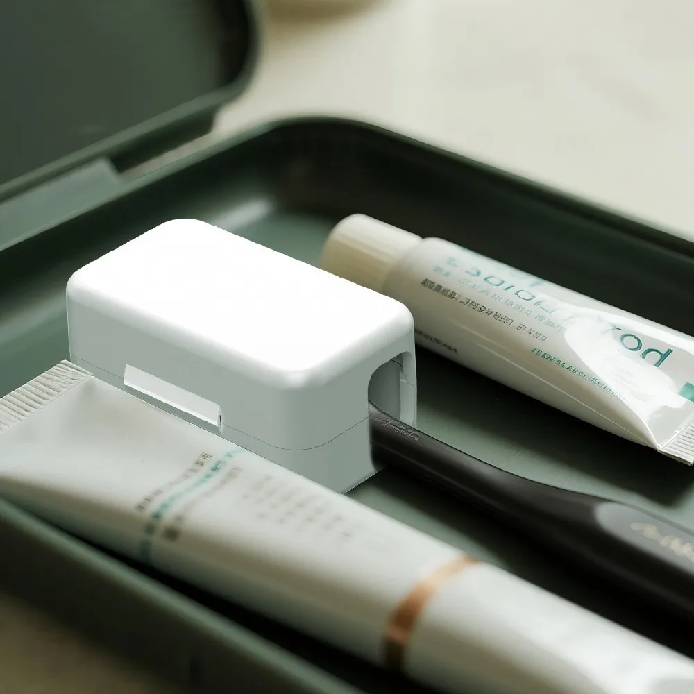 Plastic Toothbrush Head Protective Cover Rectangle Solid Color Toothbrush Case Dust Cap Toothbrush Head Storage Clip for Travel
Plastic Toothbrush Head Protective Cover Rectangle Solid Color Toothbrush Case Dust Cap Toothbrush Head Storage Clip for Travel