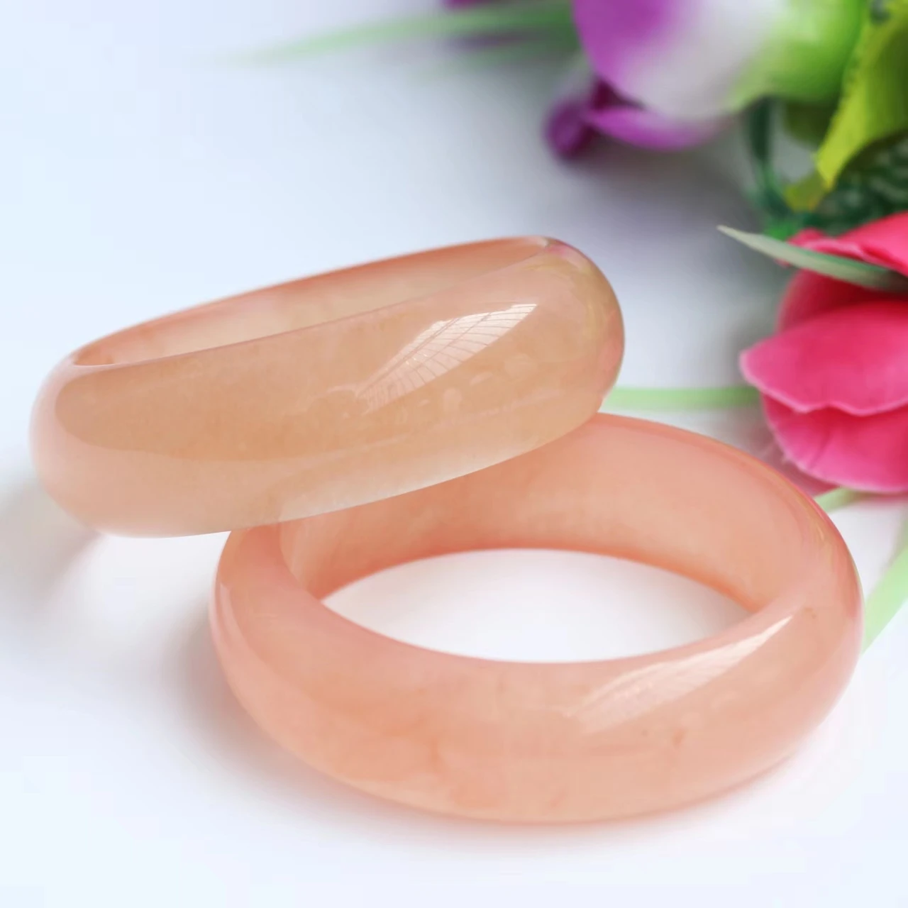 Newest Elegant Noble Light Lavender Color Bangle Natural Jadeite Perfect Delicate Handring High Quality Bracelet Fine Jewelry
Newest Elegant Noble Light Lavender Color Bangle Natural Jadeite Perfect Delicate Handring High Quality Bracelet Fine Jewelry