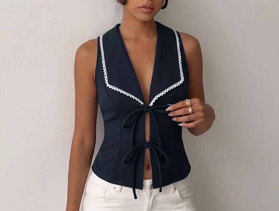 Women's Vest 2026 Spring Summer New Solid Color Temperament Slim Fit Lace Turn-Down Collar Hollow Out Sleeveless Vest Top
Women's Vest 2026 Spring Summer New Solid Color Temperament Slim Fit Lace Turn-Down Collar Hollow Out Sleeveless Vest Top