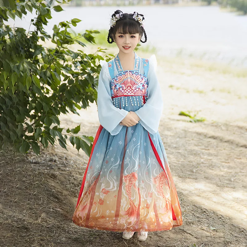 Hanfu girls' children's ancient style costume Tang suit girl super fairy princess dress
Hanfu girls' children's ancient style costume Tang suit girl super fairy princess dress