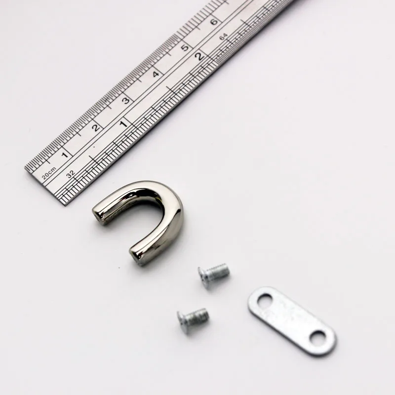 30pcs 4 colors Inner 1cm U Ring,Bags Hanger Rings DIY Handbags Purse Shoulder Arch Bridge Crafts Parts Accessories
30pcs 4 colors Inner 1cm U Ring,Bags Hanger Rings DIY Handbags Purse Shoulder Arch Bridge Crafts Parts Accessories
