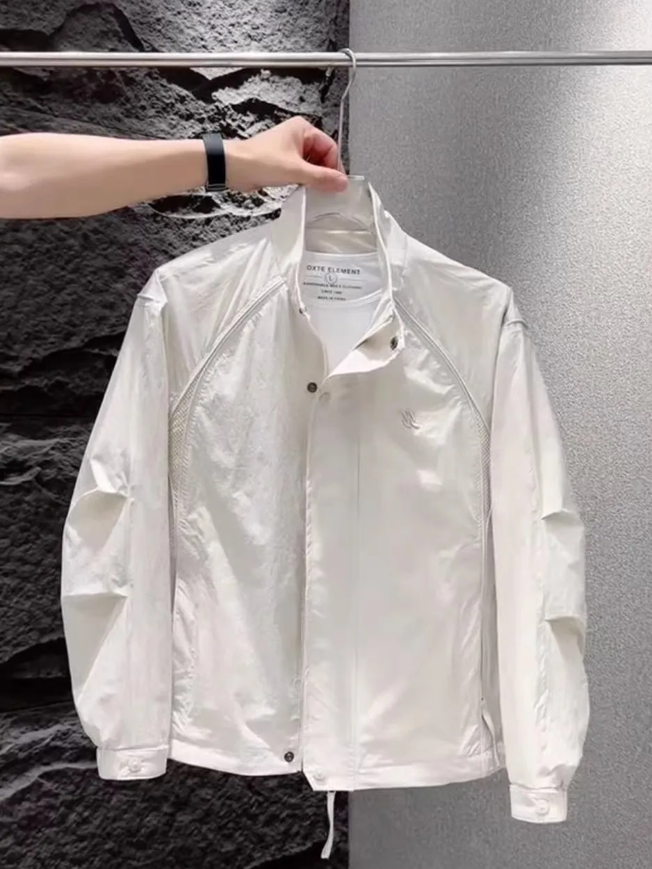 Spring Summer Men's Slim Fit Outdoor Jacket Stand Collar Breathable Versatile Sun Protection Top Zipper Closure Pure Color
Spring Summer Men's Slim Fit Outdoor Jacket Stand Collar Breathable Versatile Sun Protection Top Zipper Closure Pure Color