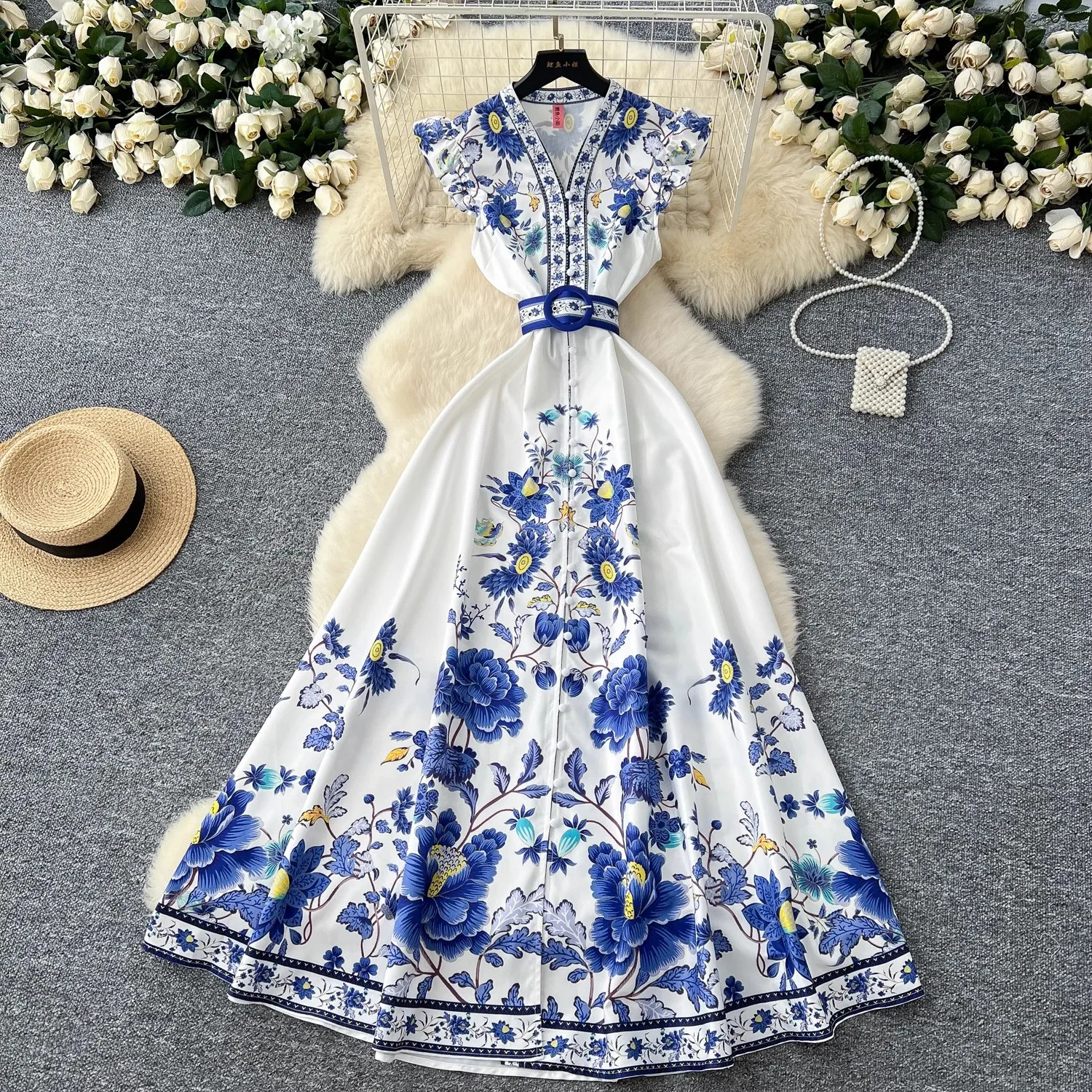 Summer Dress Women Fashion Floral Vintage Robe Femme Elegant Ruffles V-Neck Sleeveless Single Breasted Belt Maxi Dresses Vestido
Summer Dress Women Fashion Floral Vintage Robe Femme Elegant Ruffles V-Neck Sleeveless Single Breasted Belt Maxi Dresses Vestido