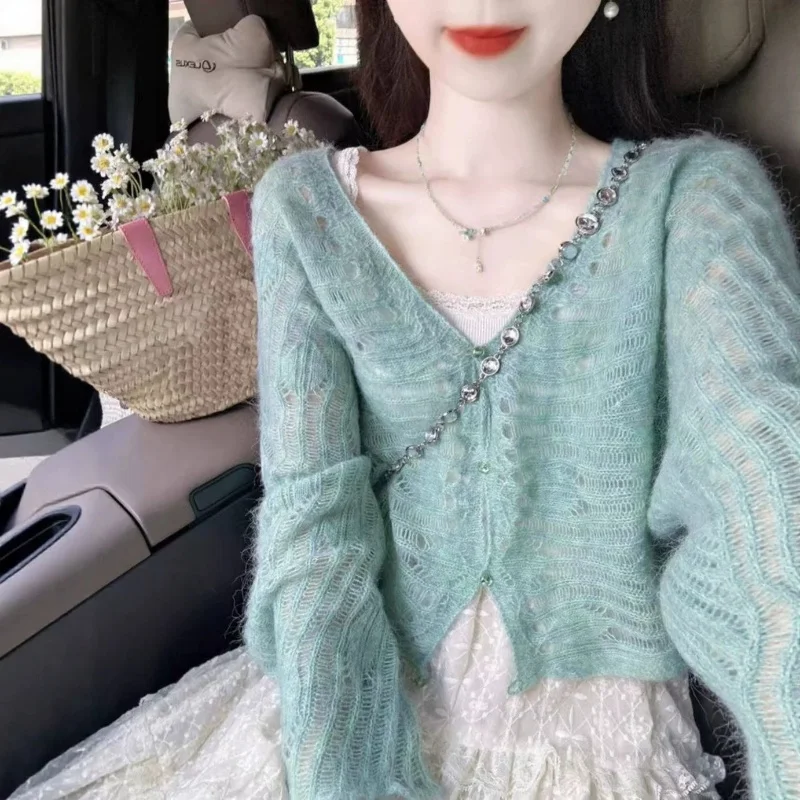 Summer New Off-Shoulder Western Style Shirt Slightly Transparent Sheer Cover Gentle Lazy Japanese Korean Style Thin Design
Summer New Off-Shoulder Western Style Shirt Slightly Transparent Sheer Cover Gentle Lazy Japanese Korean Style Thin Design