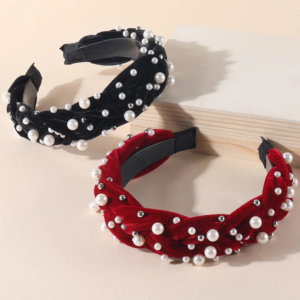 Velvet Headband Pearls for Women Hair Accessories Retro Cotton Wide Headband Knot Headwear Solid Hairband Pearls Headband
Velvet Headband Pearls for Women Hair Accessories Retro Cotton Wide Headband Knot Headwear Solid Hairband Pearls Headband
