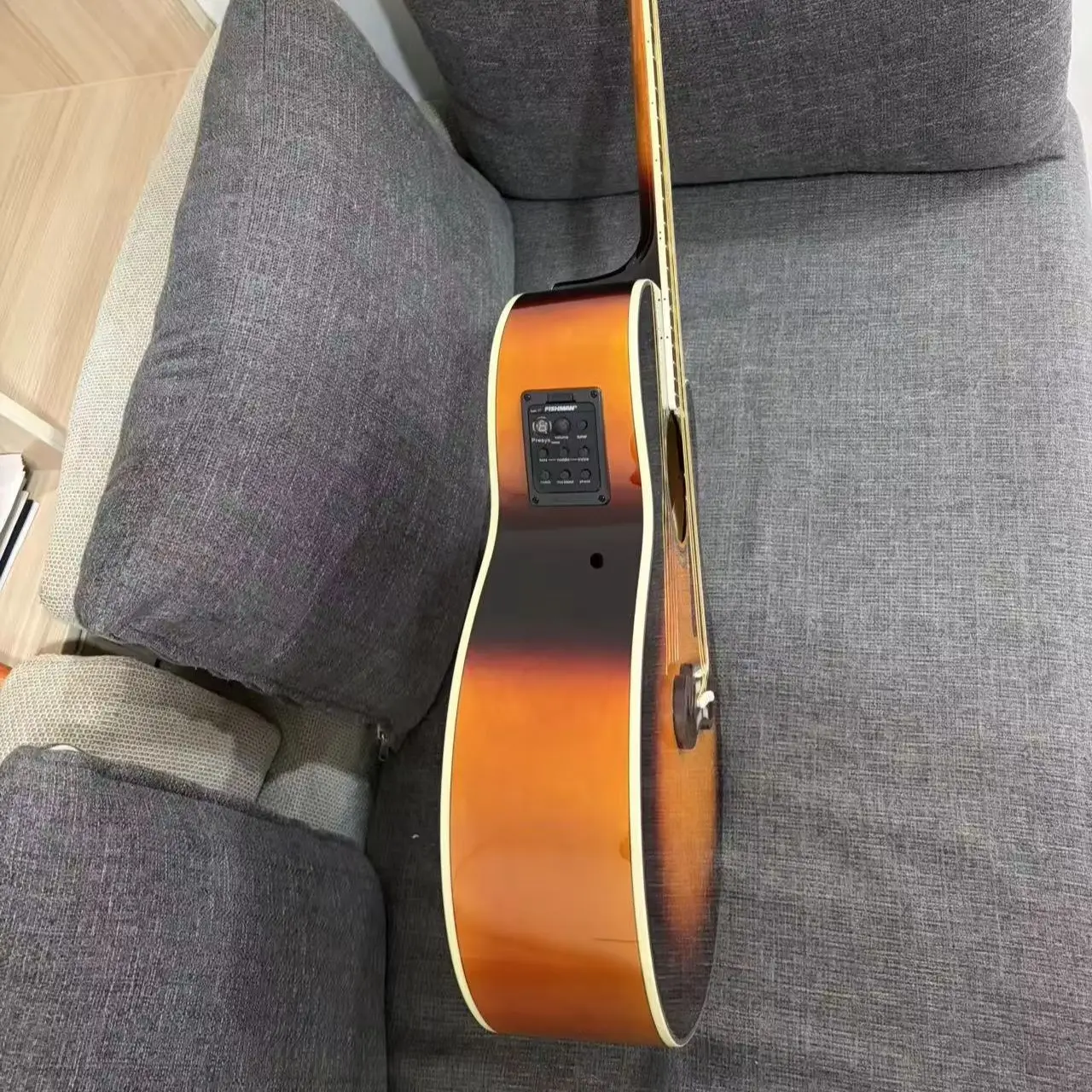 High Quality 43 Inch Acoustic Guitar Rosewood Fingerboard with 301 Fishman Pickup
High Quality 43 Inch Acoustic Guitar Rosewood Fingerboard with 301 Fishman Pickup