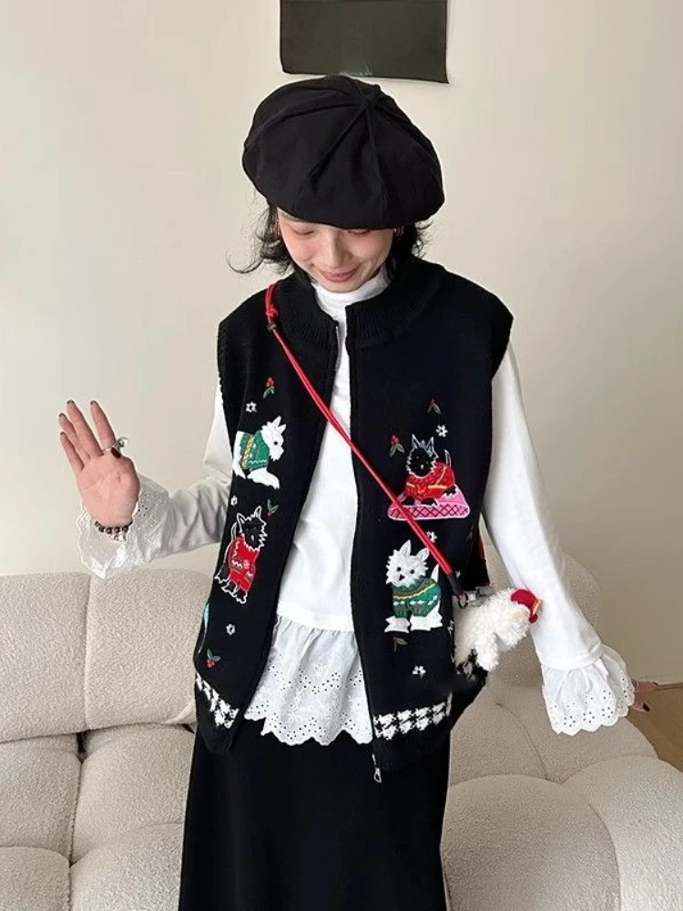 Korobov Summer Vintage Retro Kawaii Cute All Match Seeveless Cartoon Animal Loose Embroidery Vests
Korobov Summer Vintage Retro Kawaii Cute All Match Seeveless Cartoon Animal Loose Embroidery Vests
