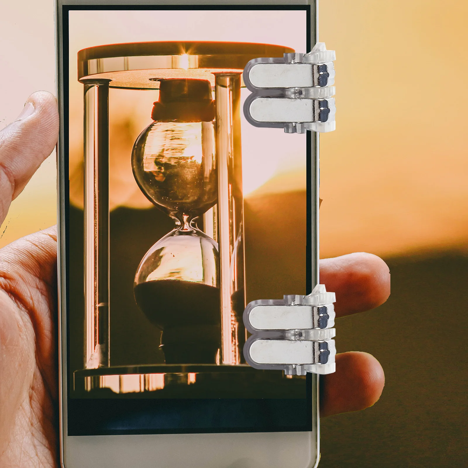 Ergonomic Shooting Controller for Mobile Games Lightweight Durable Game Trigger with ABS Rubber Material Portable Gaming Handle
Ergonomic Shooting Controller for Mobile Games Lightweight Durable Game Trigger with ABS Rubber Material Portable Gaming Handle