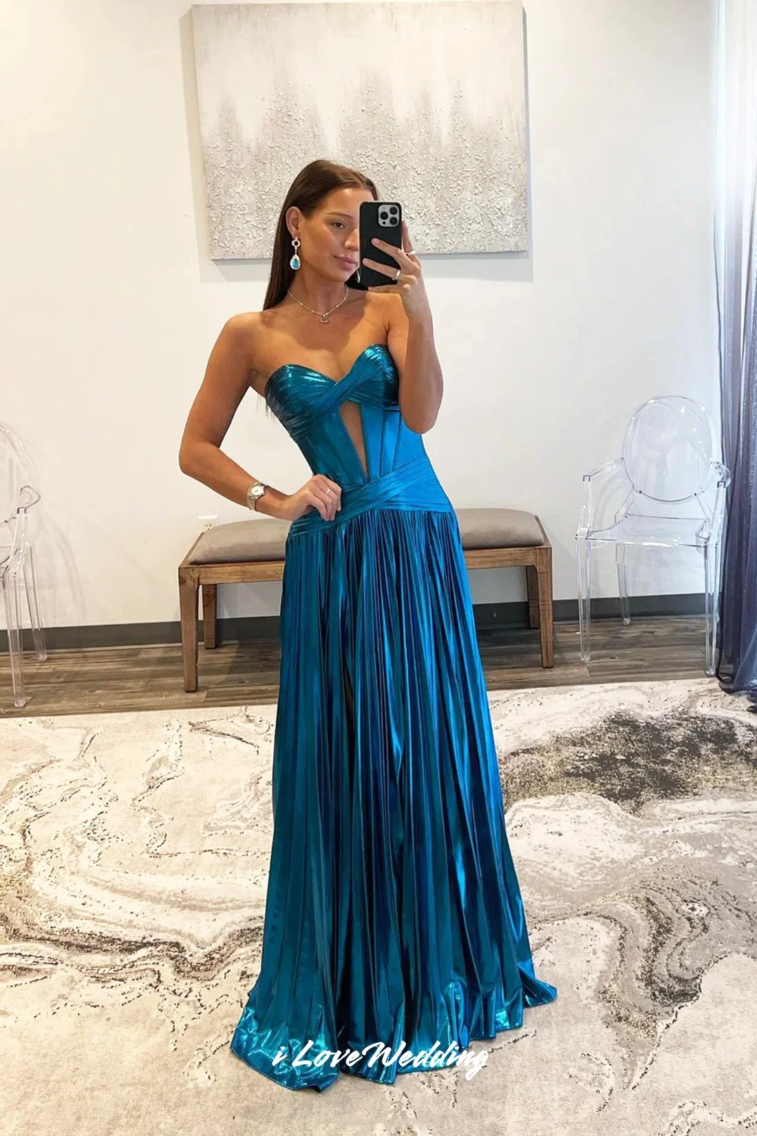 Dark Blue Evening Dress 2025 Sweetheart Sleeveless A-Line Pleated Hollow Ball Dress Floor-Length Wedding Party Dress Customized
Dark Blue Evening Dress 2025 Sweetheart Sleeveless A-Line Pleated Hollow Ball Dress Floor-Length Wedding Party Dress Customized