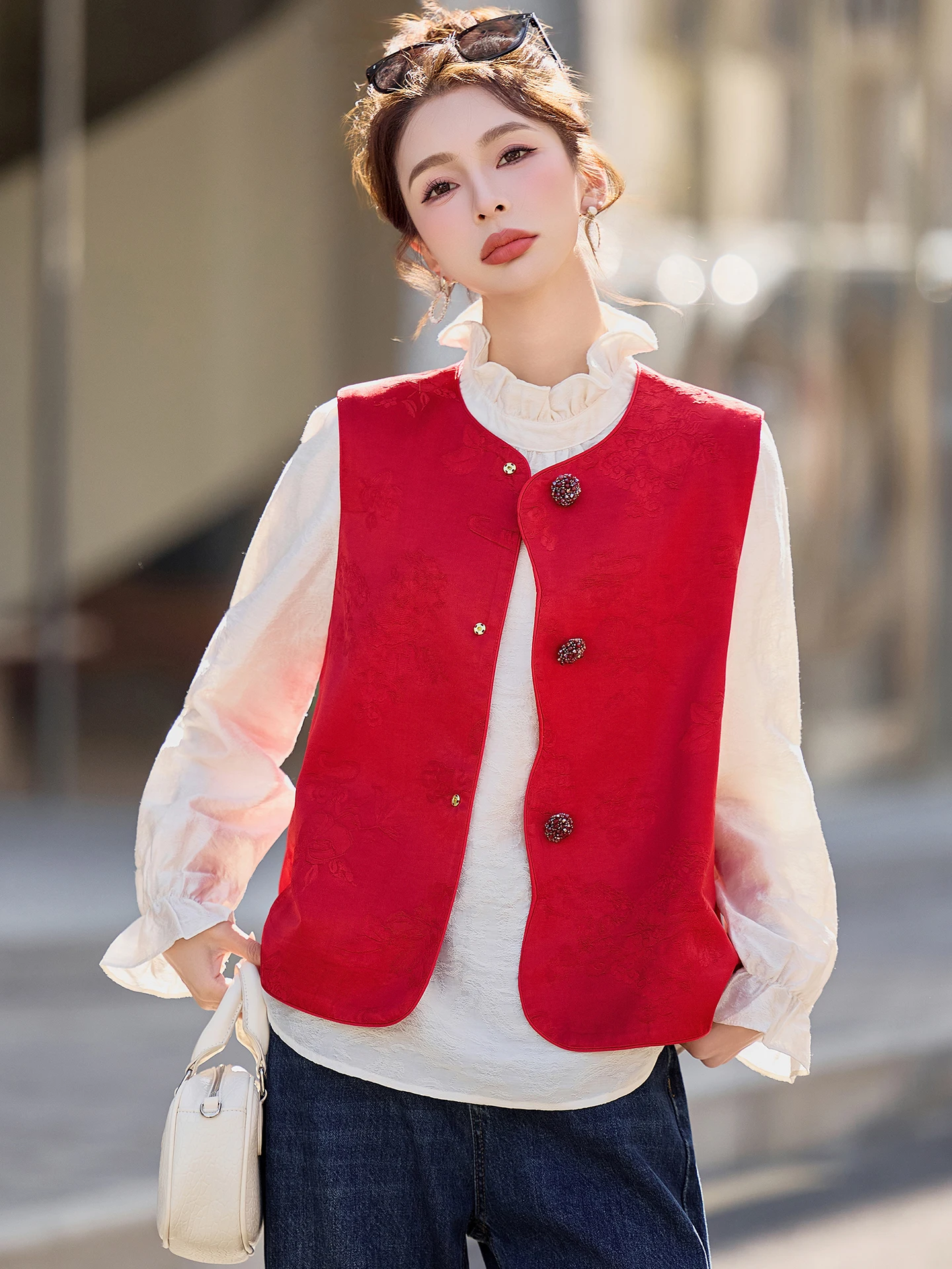 New Chinese Sle Red Embroidered Women's Vest Spring Autumn Faionable Versatile Outerwear Du ow Polyester Fiber
New Chinese Sle Red Embroidered Women's Vest Spring Autumn Faionable Versatile Outerwear Du ow Polyester Fiber