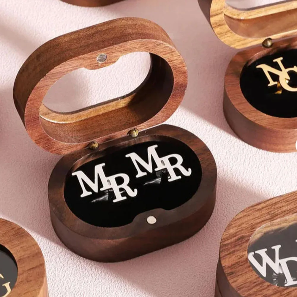Personalized Groomsmen cufflinks, custom letter engraved cufflinks, wedding gifts for groomsmen and the groom
Personalized Groomsmen cufflinks, custom letter engraved cufflinks, wedding gifts for groomsmen and the groom