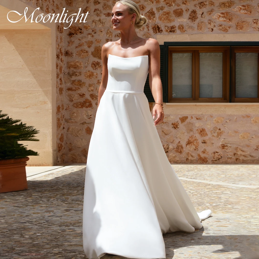 Simple Boat-Neck A-Line Wedding Dress 2026 Buttons Sleeveless Open Back Sweep Train Bridal Gown Vestidos De Novia Customized
Simple Boat-Neck A-Line Wedding Dress 2026 Buttons Sleeveless Open Back Sweep Train Bridal Gown Vestidos De Novia Customized