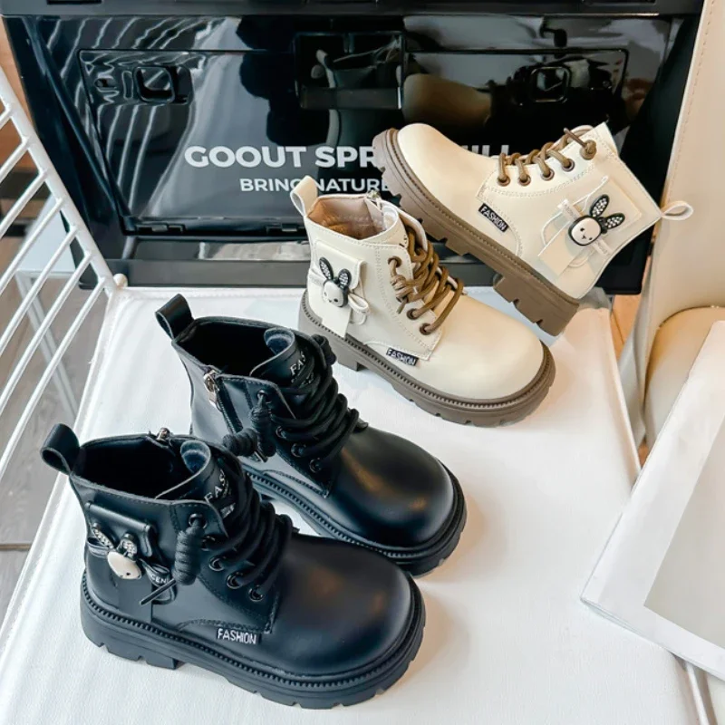 Fashion Girl Boot Trendy Versatile Comfort Kid Shoes Cute Cartoon Rhinestone Ankle Boot Casual Princess Boots Daily Short Boots
Fashion Girl Boot Trendy Versatile Comfort Kid Shoes Cute Cartoon Rhinestone Ankle Boot Casual Princess Boots Daily Short Boots