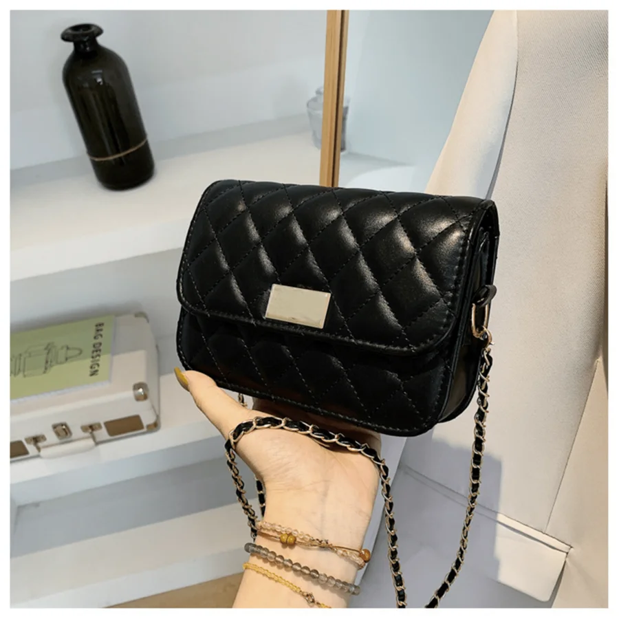Quilted Mini Crossbody Bag With Chain Strap For Women
Quilted Mini Crossbody Bag With Chain Strap For Women