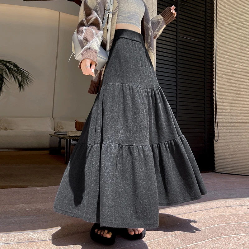 New Knitted Long Cake Skirt Women Korean Style A Line High Waist Skirt Woman Autumn Winter Patchwork Fairy Maxi Long Skirts
New Knitted Long Cake Skirt Women Korean Style A Line High Waist Skirt Woman Autumn Winter Patchwork Fairy Maxi Long Skirts