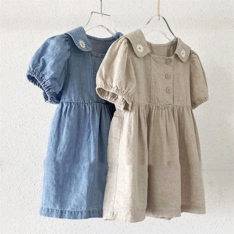 New Summer Girls' Baby Dress Campus Style Flower Embroidery Lapel Bubble Short Sleeve Denim Dress Student Clothes Children Dress
New Summer Girls' Baby Dress Campus Style Flower Embroidery Lapel Bubble Short Sleeve Denim Dress Student Clothes Children Dress