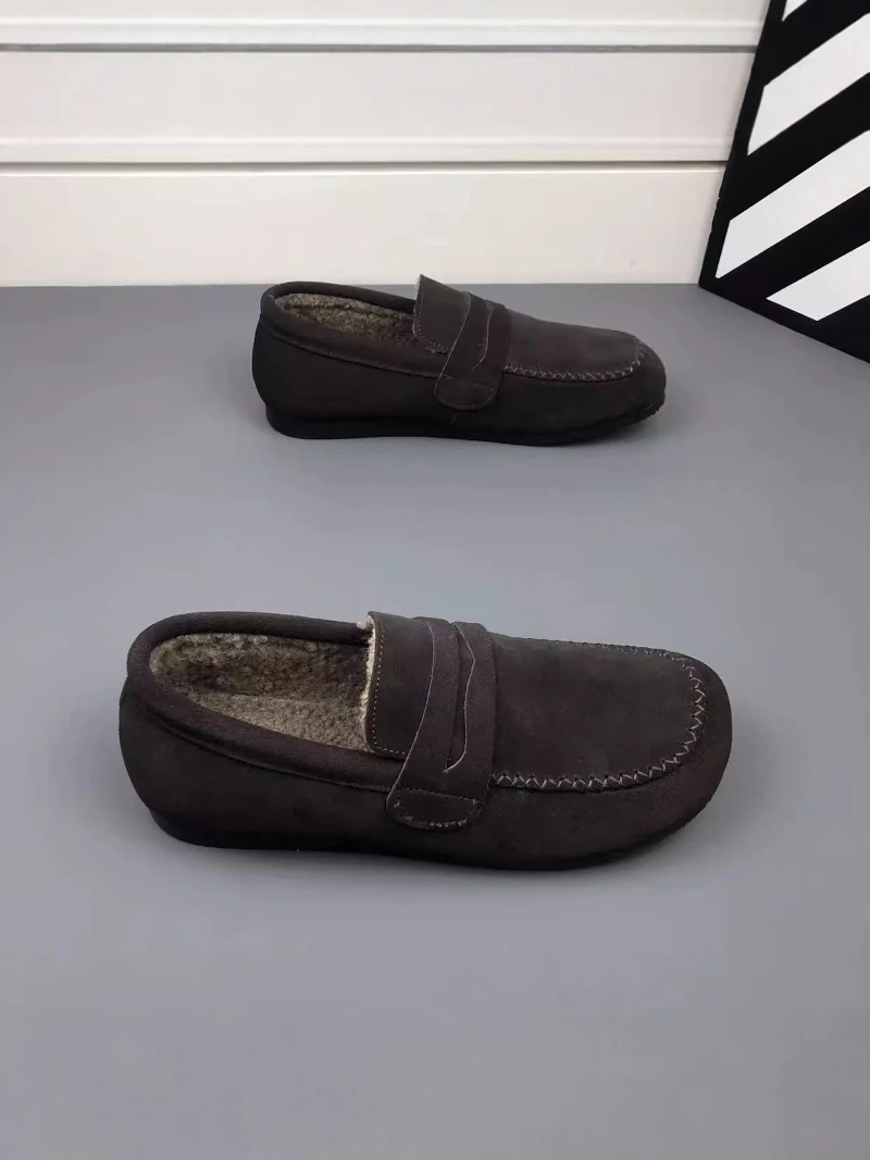 Men's Winter Warm Fleece Lined Slip-On Loafers Casual Formal Leather Fur Integrated Comfortable Fashion Single Shoes
Men's Winter Warm Fleece Lined Slip-On Loafers Casual Formal Leather Fur Integrated Comfortable Fashion Single Shoes