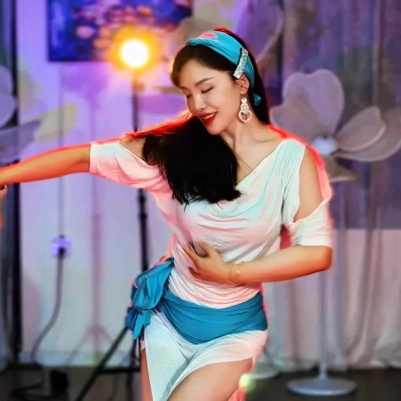 Customized Swegal Belly Dance Costume Eastern Dance Clothes White Modal Collar Robe Skirt Belt Headscarf 3Pcs Exotic Dancewear
Customized Swegal Belly Dance Costume Eastern Dance Clothes White Modal Collar Robe Skirt Belt Headscarf 3Pcs Exotic Dancewear