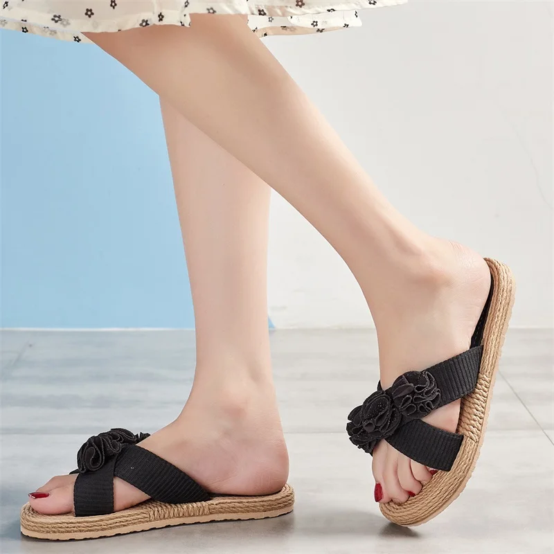 Women s Casual Flat Sandals with 3D Flower Embellishments Open Toe Design and Hemp Rope Sole for Summer Comfort
Women s Casual Flat Sandals with 3D Flower Embellishments Open Toe Design and Hemp Rope Sole for Summer Comfort