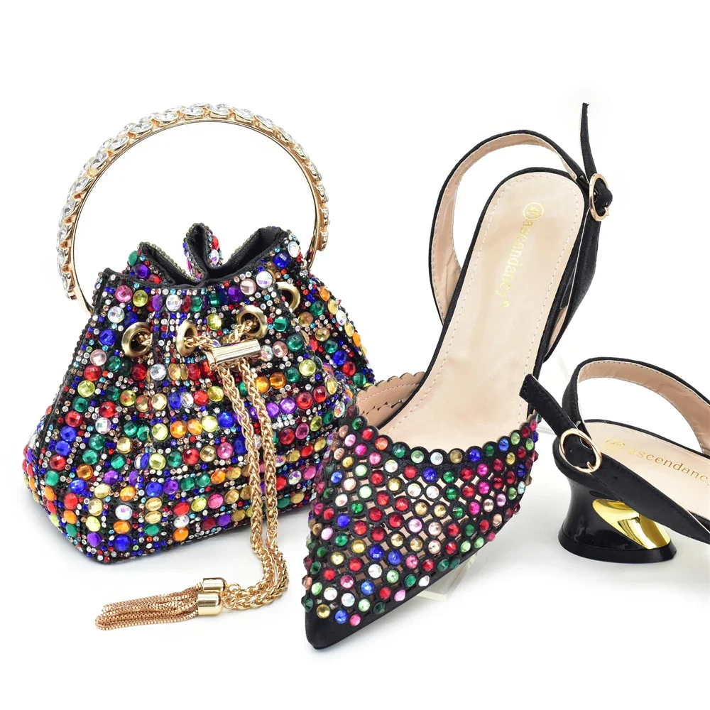 New Fashion Gold Color Shoes and Bags To Match Set Nigeria Party Women's Wedding Bag and Shoe Set Decorated with Rhinestone
New Fashion Gold Color Shoes and Bags To Match Set Nigeria Party Women's Wedding Bag and Shoe Set Decorated with Rhinestone