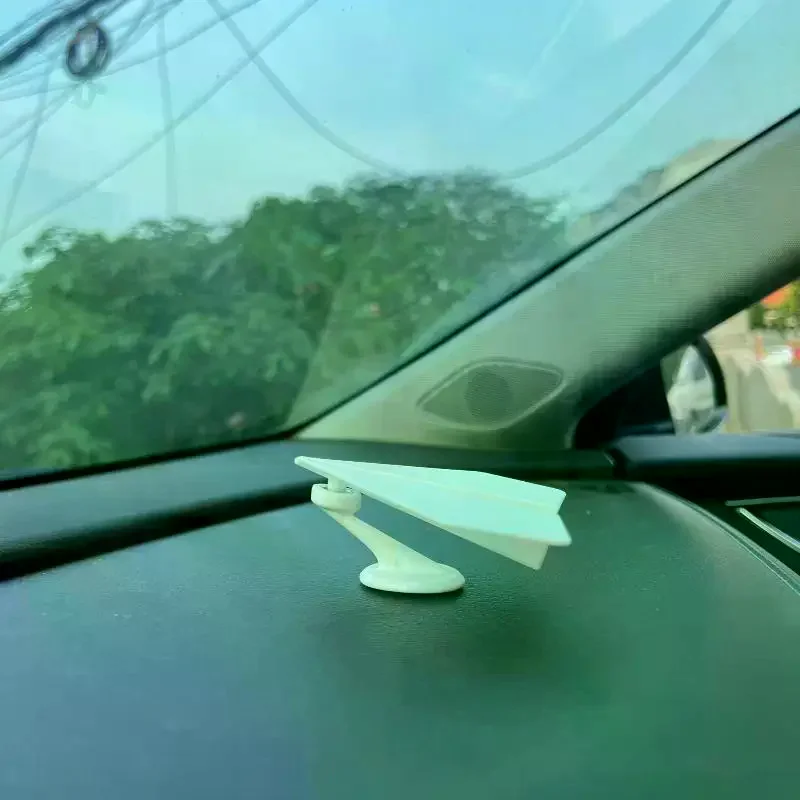 Auto Paper Airplane Ornament for Car Center Console Dashboard Accessories Creative Decoration for Vehicle Interiors
Auto Paper Airplane Ornament for Car Center Console Dashboard Accessories Creative Decoration for Vehicle Interiors