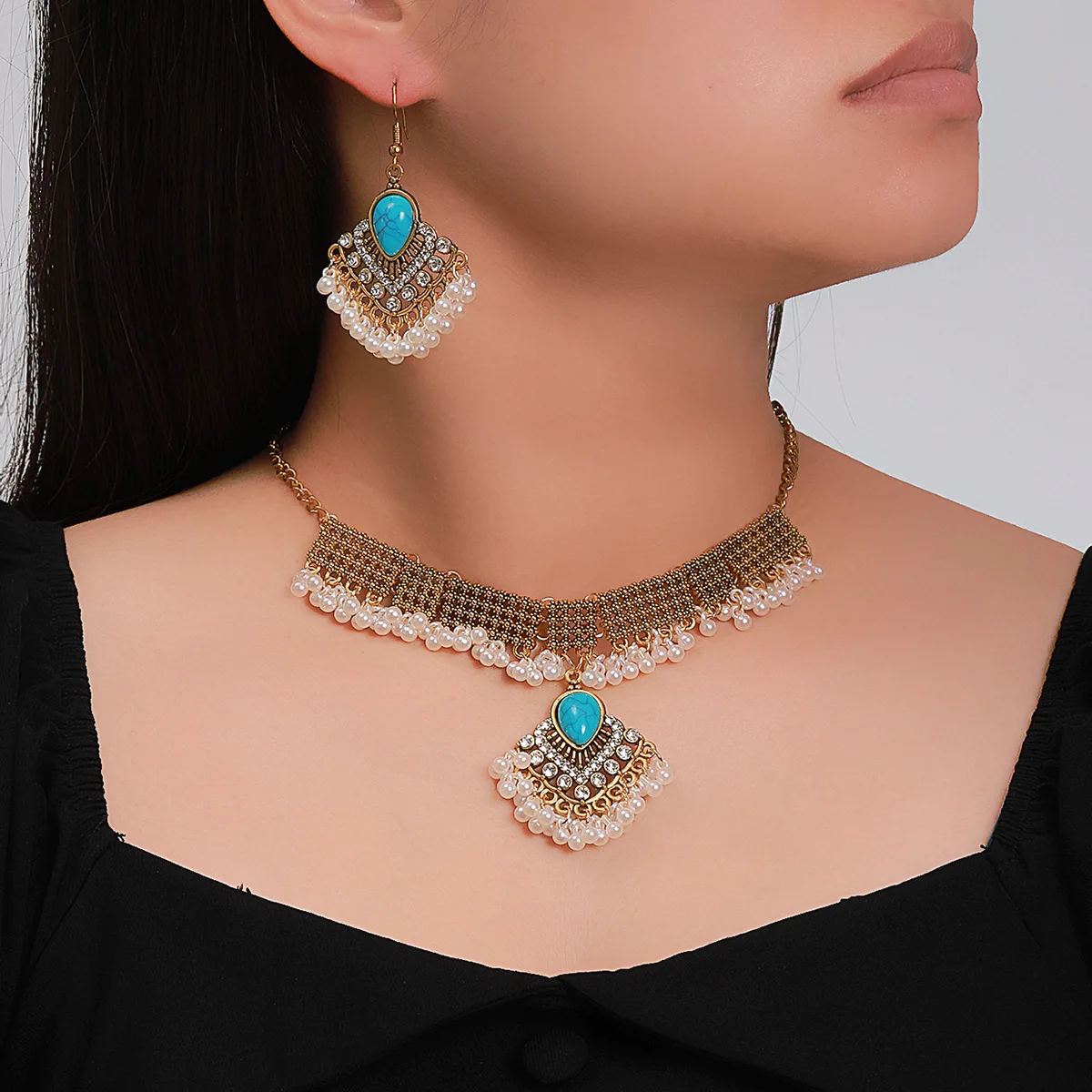 Vintage collarbone necklace earrings set Indian turquoise pearl pendant fringed bridal
Vintage collarbone necklace earrings set Indian turquoise pearl pendant fringed bridal
