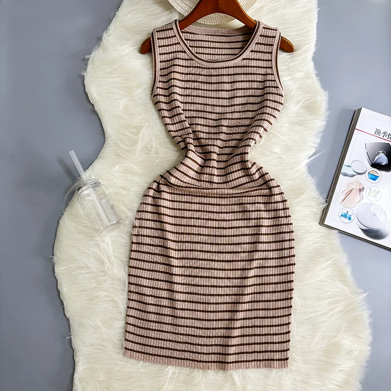 Женское трикотажное облегающее платье в полоску, офисное платье, летнее тонкое эластичное сексуальное облегающее платье, женская одежда, платья
Женское трикотажное облегающее платье в полоску, офисное платье, летнее тонкое эластичное сексуальное облегающее платье, женская одежда, платья