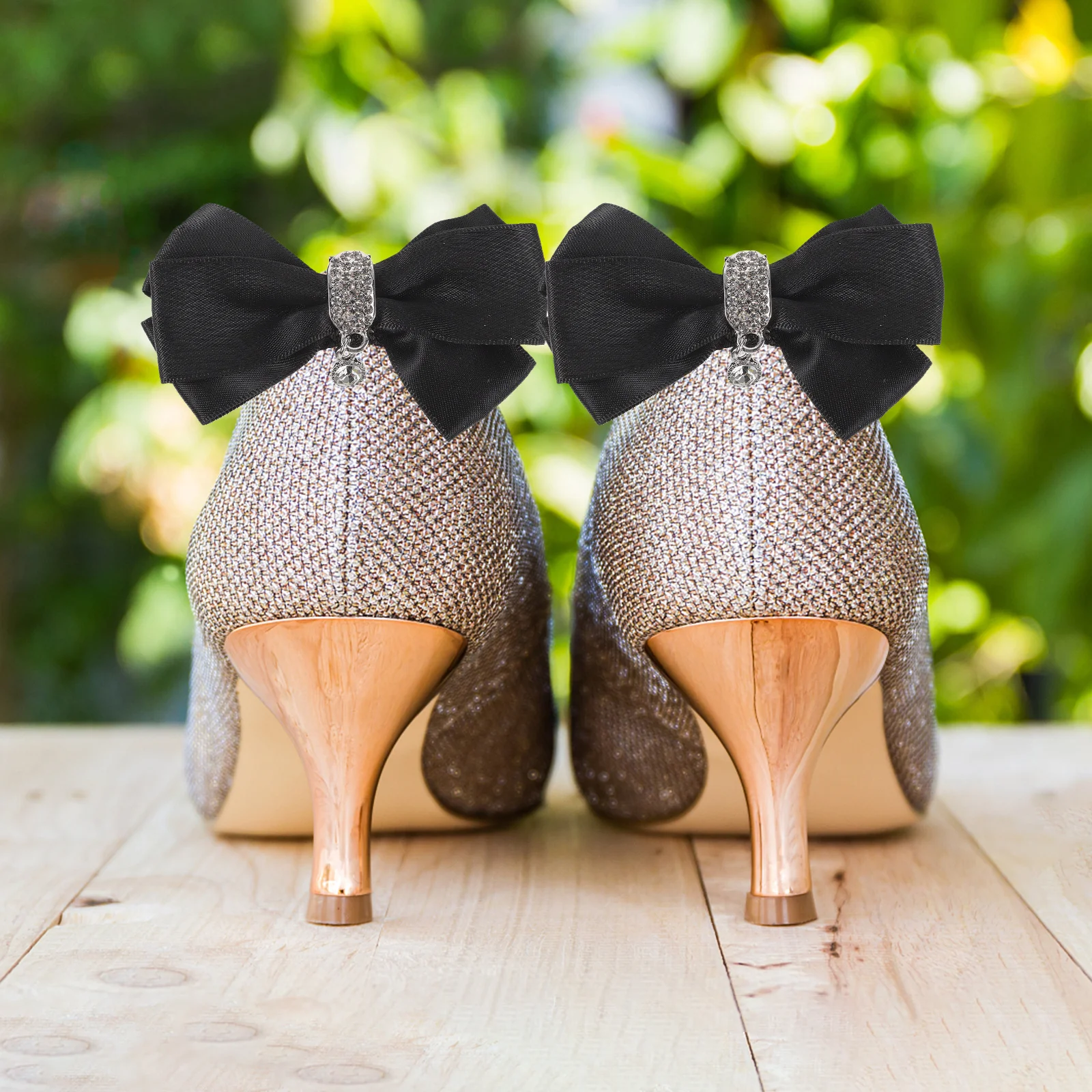 1 Pair Bowknot Clip Decorative Buckle Rhinestone Shoe Decor For Women Wedding High Heel Pumps Shoe Charm Accessory
1 Pair Bowknot Clip Decorative Buckle Rhinestone Shoe Decor For Women Wedding High Heel Pumps Shoe Charm Accessory